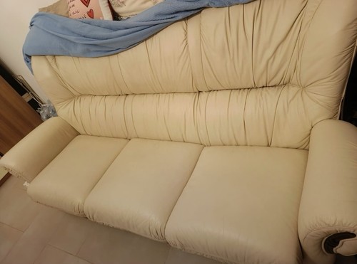 Divano posti pelle beige - in,